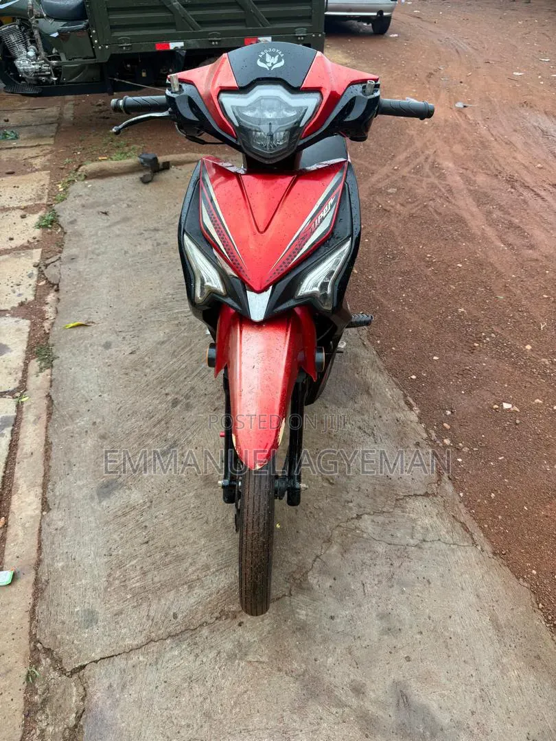 Motorcycle 2022 Red