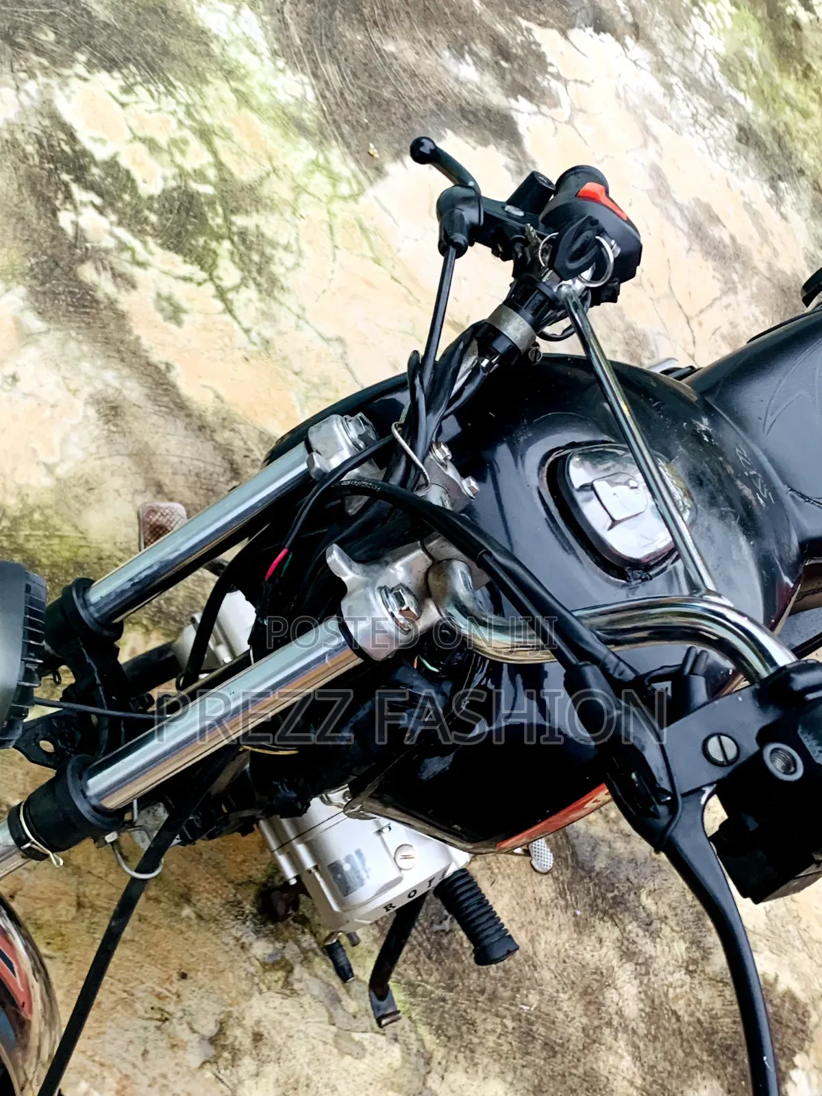 Royal Motorcycle 2023 Black