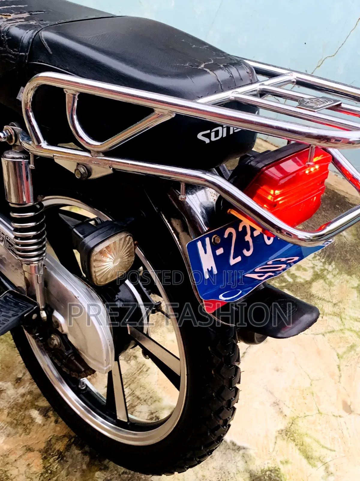 Royal Motorcycle 2023 Black