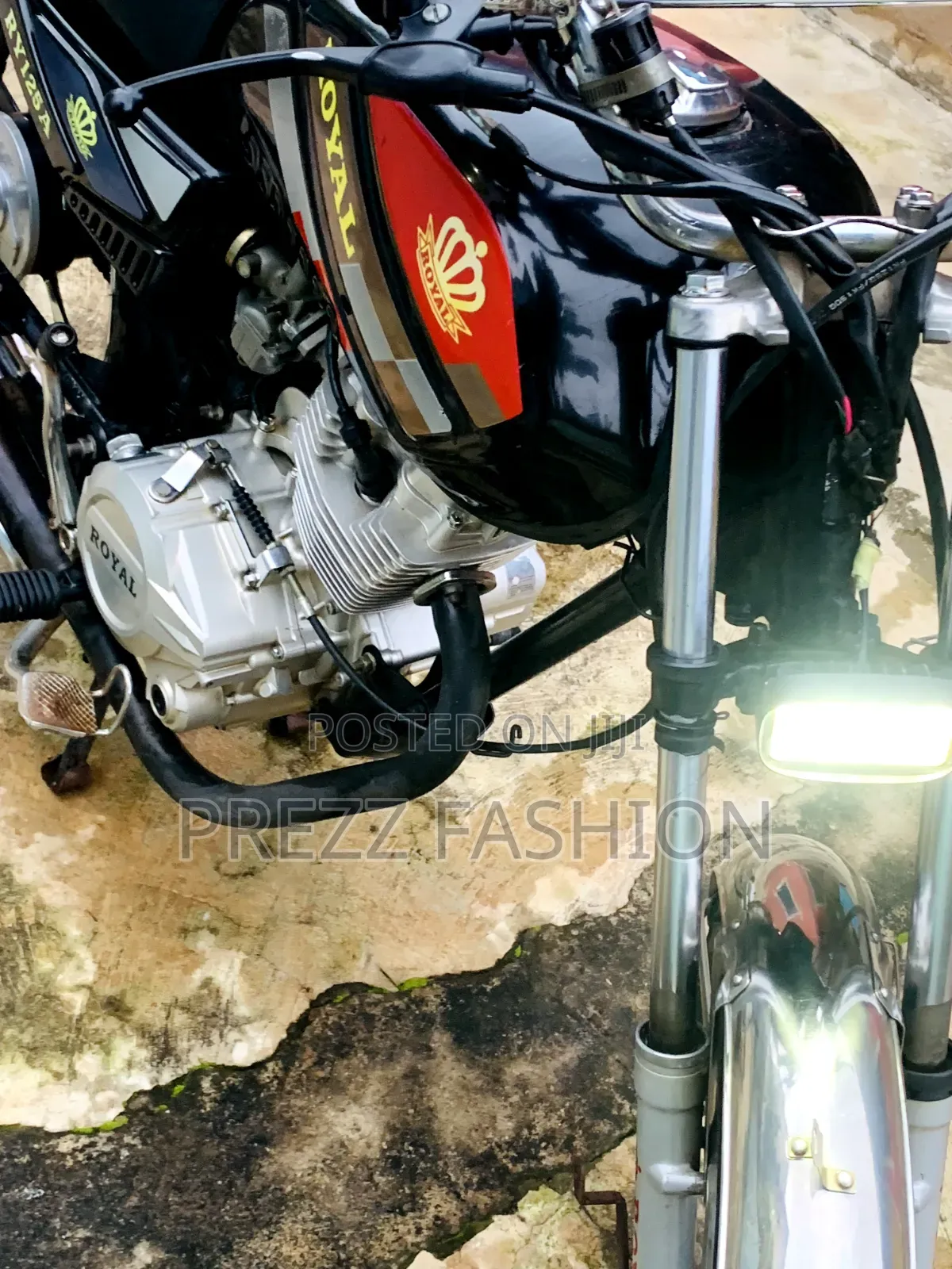 Royal Motorcycle 2023 Black