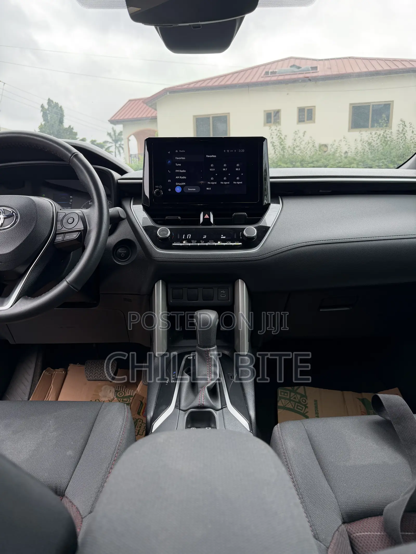 Toyota Corolla Cross Hybrid S AWD 2024 Black