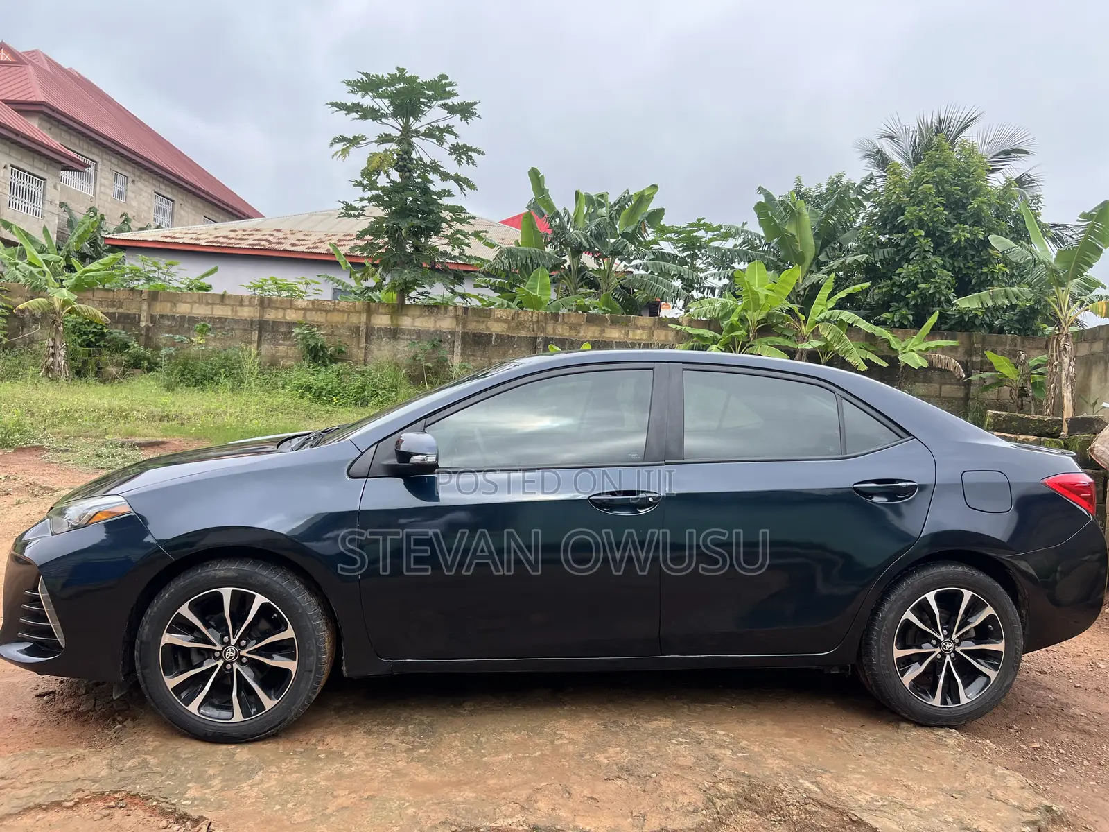 Toyota Corolla SE 4dr Sedan (1.8L 4cyl CVT) 2017 Blue