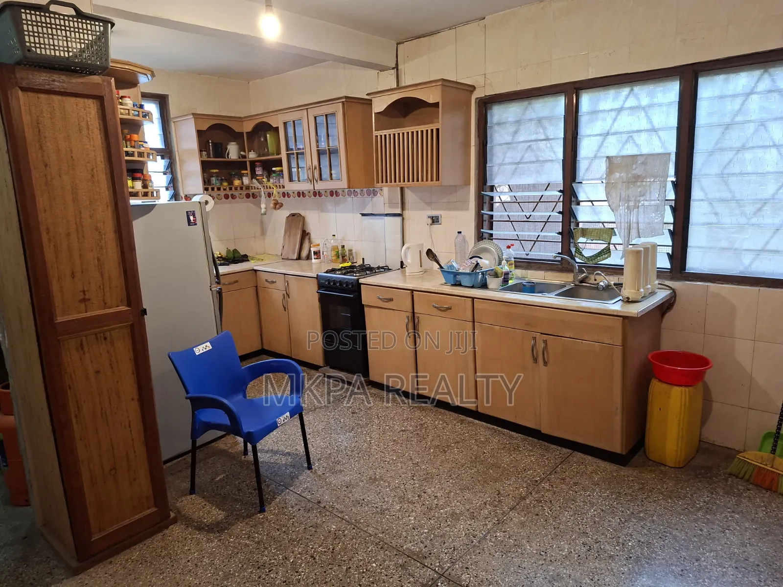 Furnished 5bdrm Mansion in Mkpa Realty, Ejisu-Juaben Municipal for sale