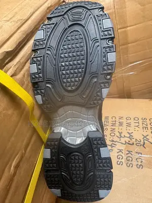 New Safetoe Matrix-tex Safety Boot <> Premium Quality.