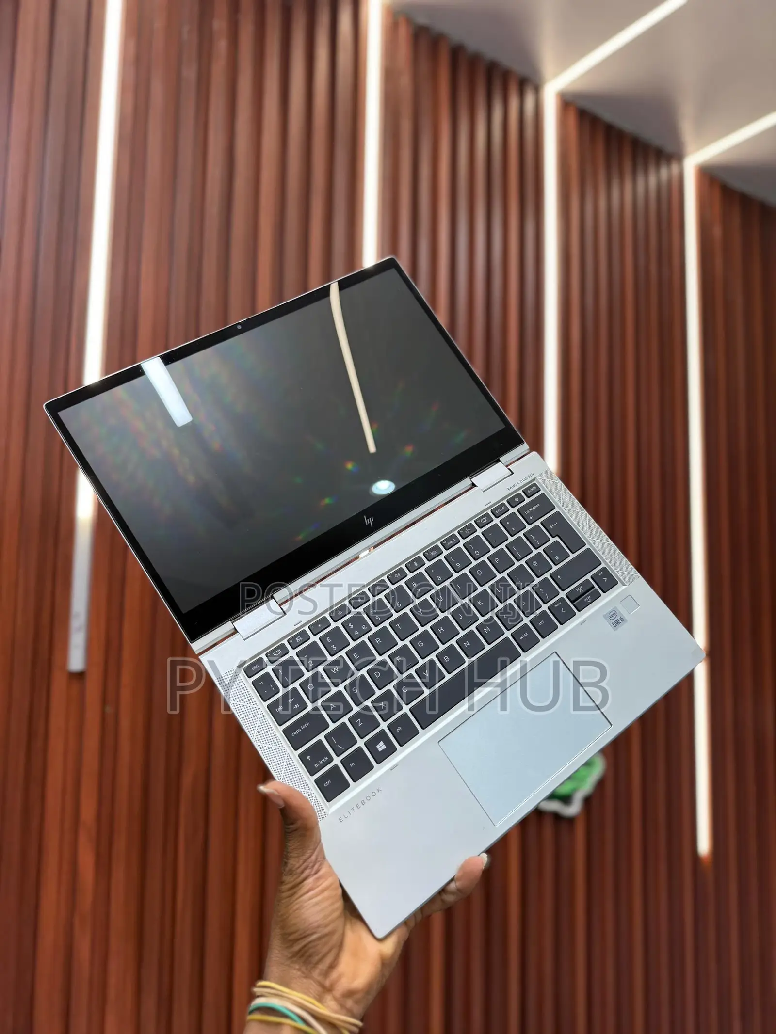 New Laptop HP EliteBook 830 G7 8GB Intel Core i5 SSD 256GB