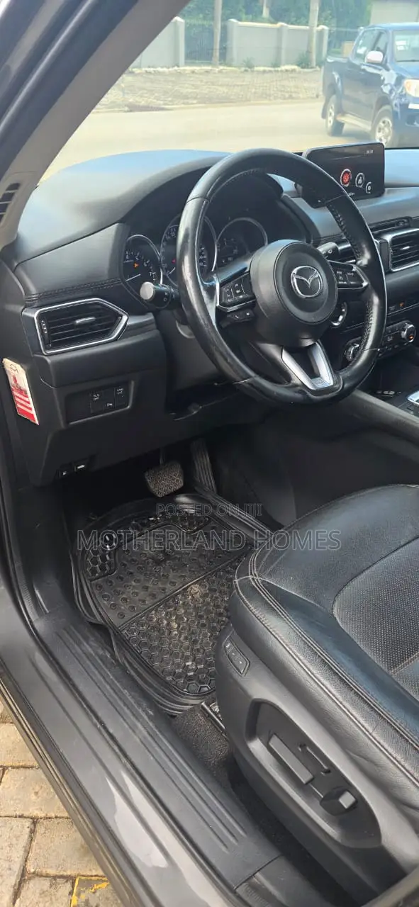 Mazda MX-5 2017 Gray