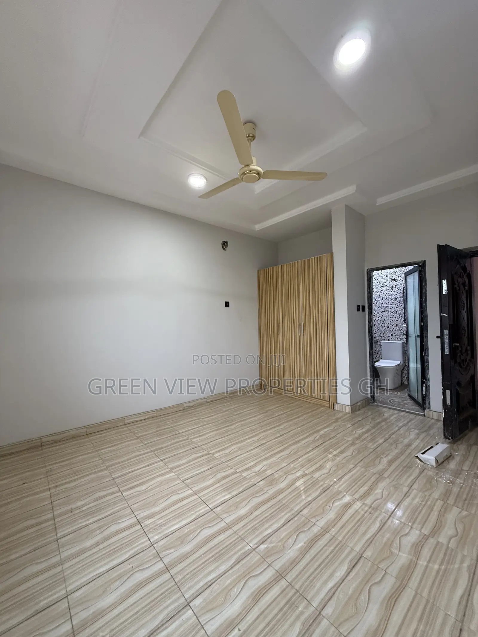 3bdrm Apartment in West Hills Mall Area for rent