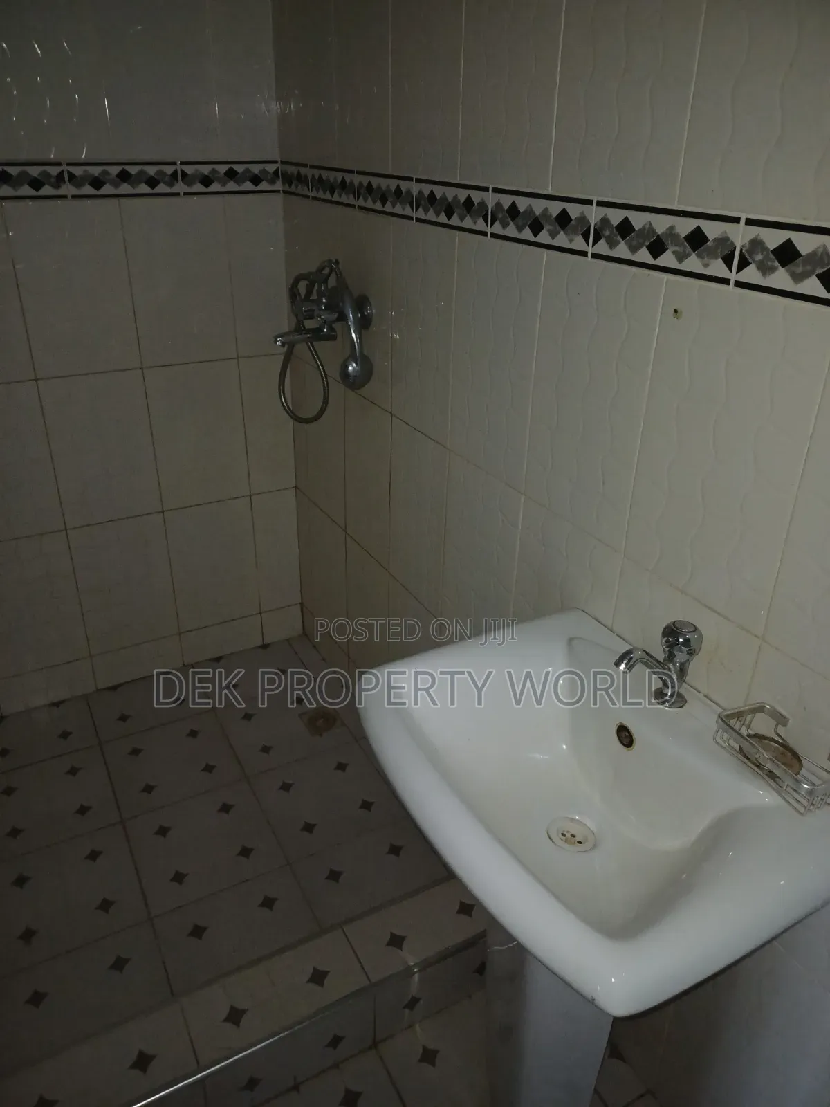 2bdrm Apartment in Ga East Municipal for rent
