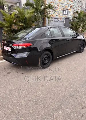 Toyota Corolla LE 2023 Black