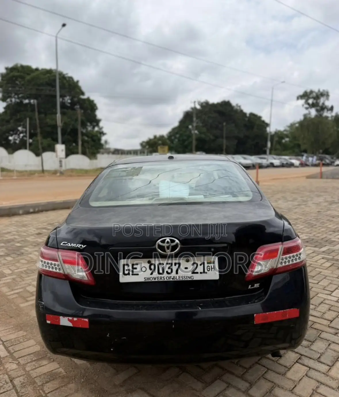 Toyota Camry LE 4dr Sedan (2.5L 4cyl 6A) 2011 Black