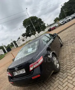 Toyota Camry LE 4dr Sedan (2.5L 4cyl 6A) 2011 Black