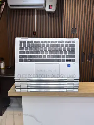 Laptop HP EliteBook x360 1030 G8 16GB Intel Core i7 SSD 512GB