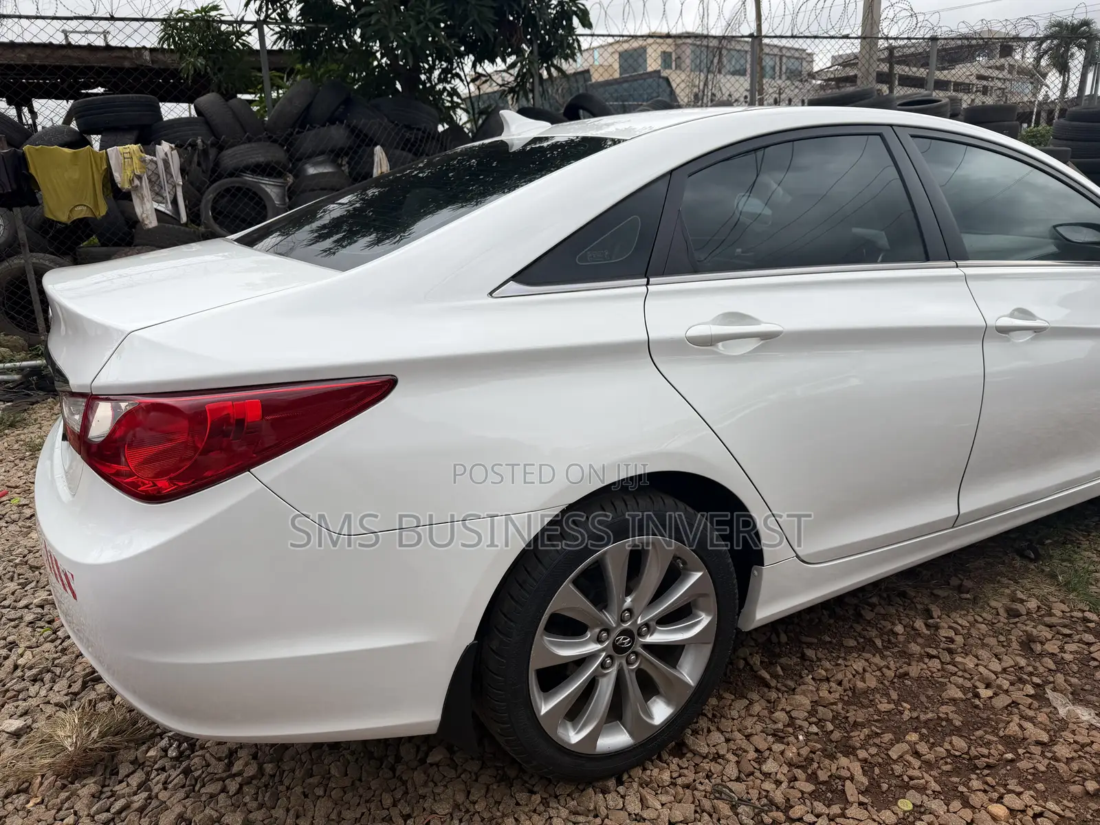 Hyundai Sonata SE 2.0T Sedan FWD (2.0L 4cyl 6A) 2012 White