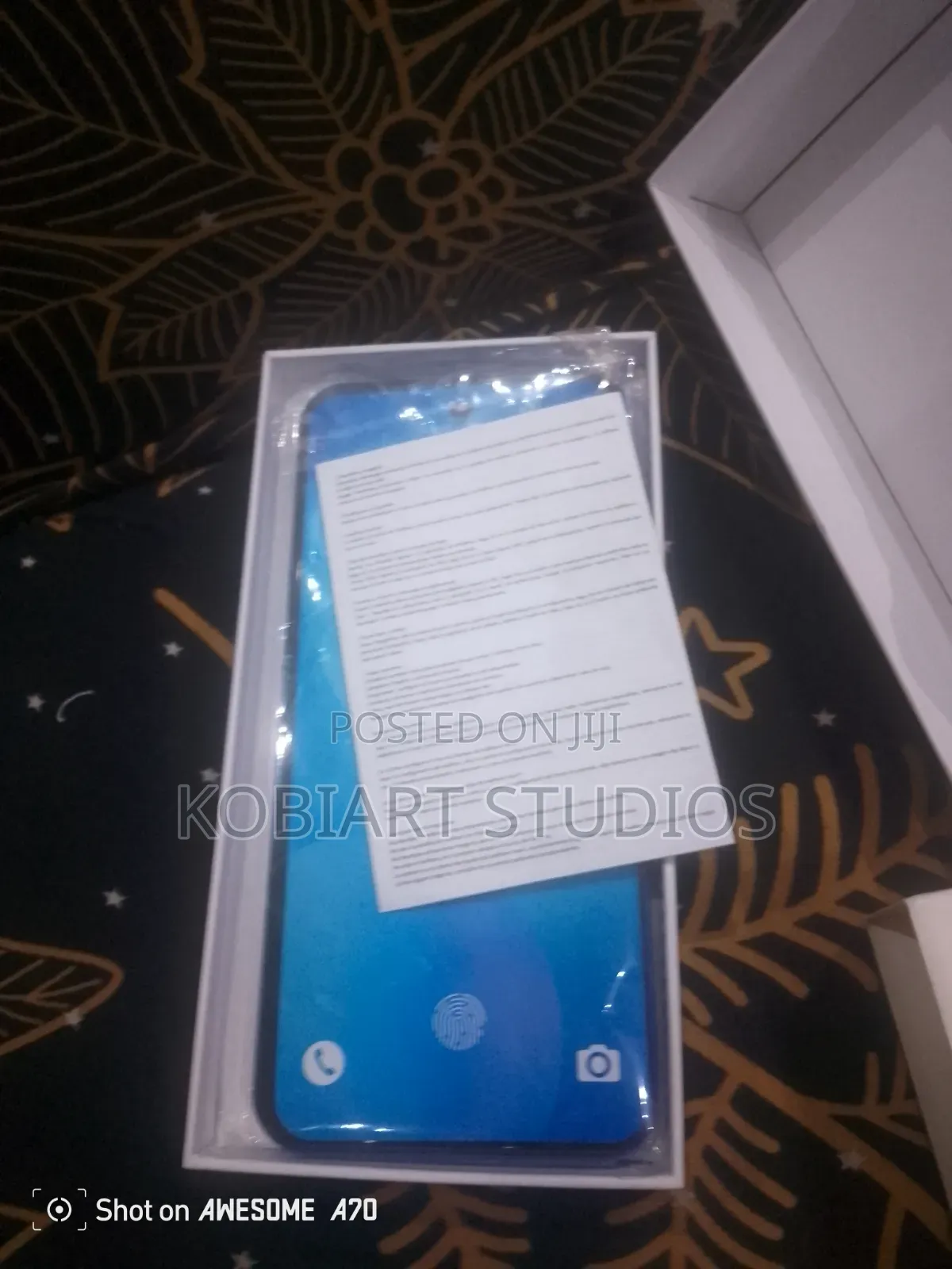 New Mobile Phone 256 GB Blue