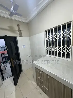 1bdrm Apartment in Westhills Mall for rent