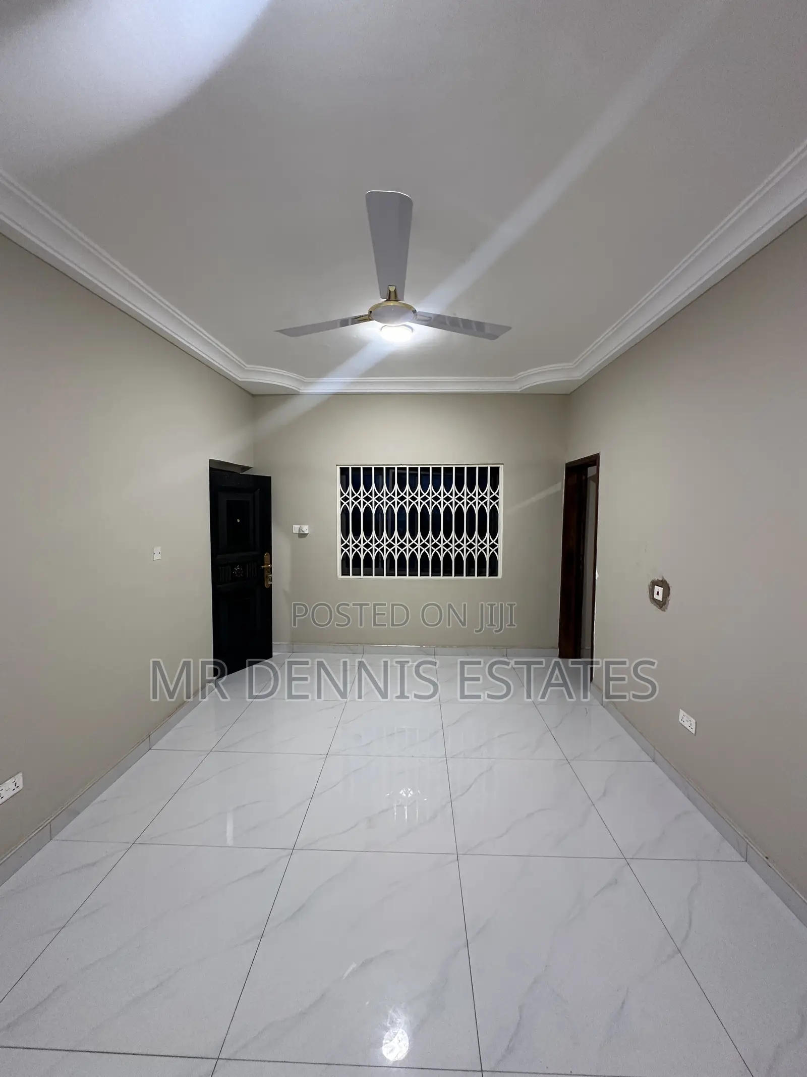 1bdrm Apartment in Westhills Mall for rent