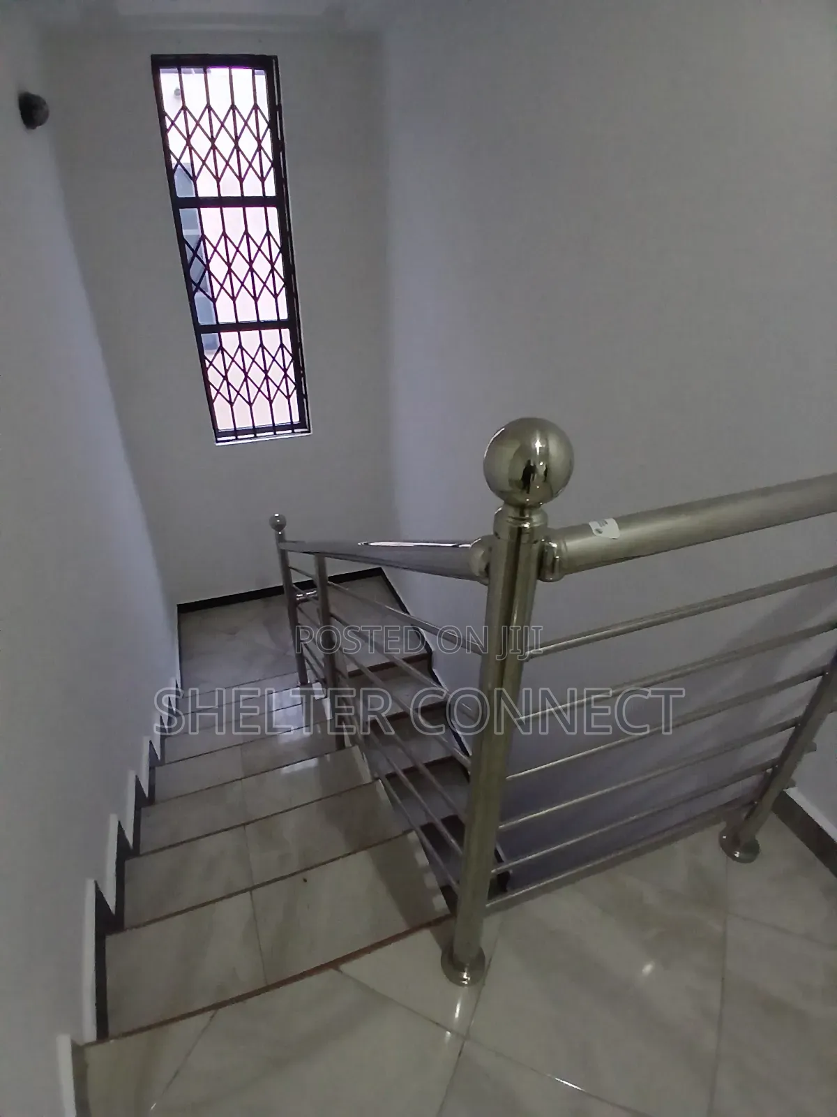 3bdrm Duplex in Oyarifa for rent