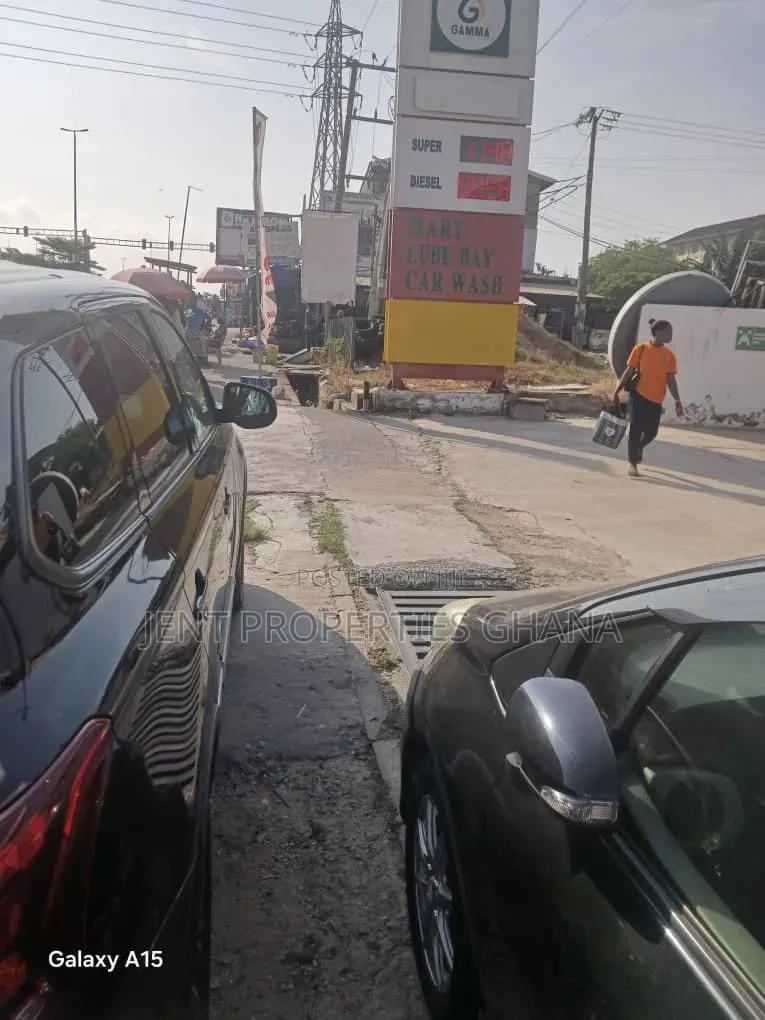 1 and Half Acres of Land for Sale at Madina Zongo Junction