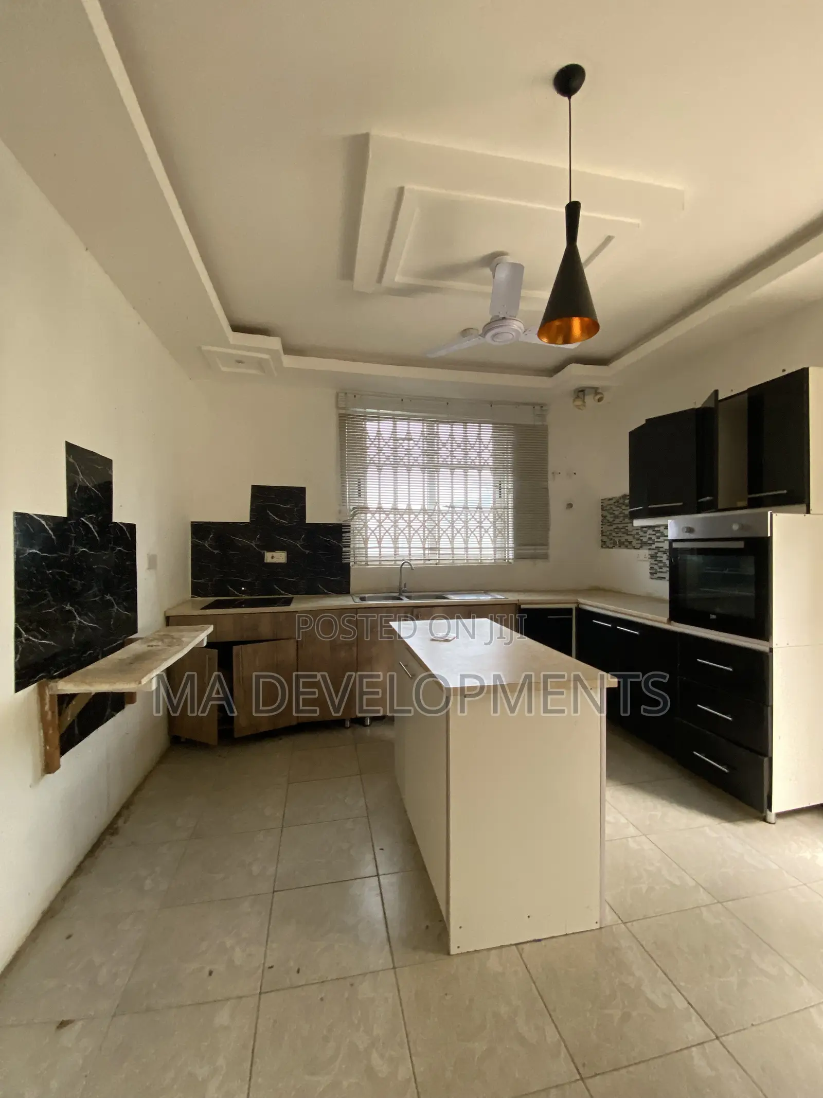 3bdrm House in Madev Realty, Israel Park for rent
