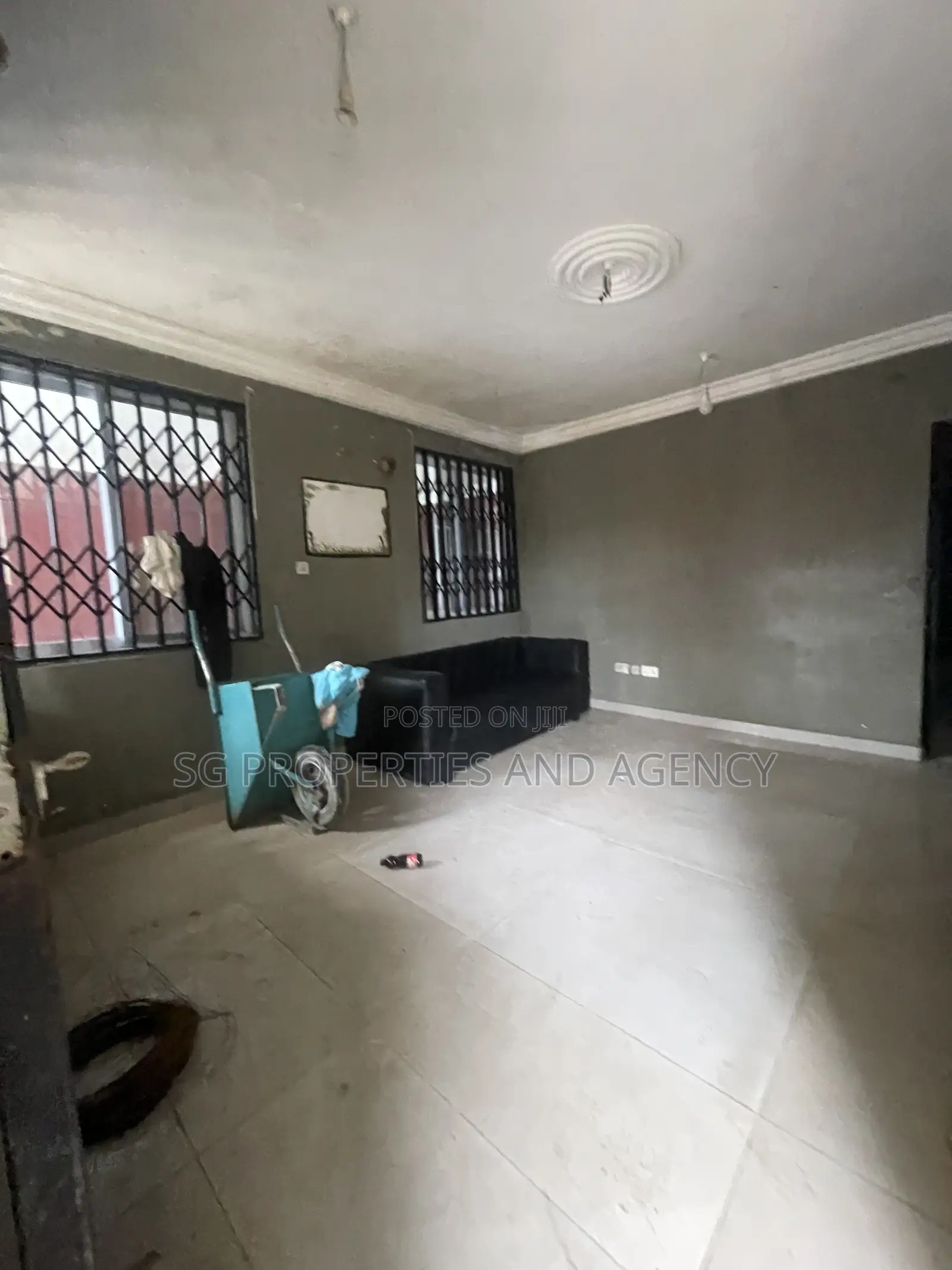 2bdrm Apartment in Batsonaa, Baatsona Total for rent