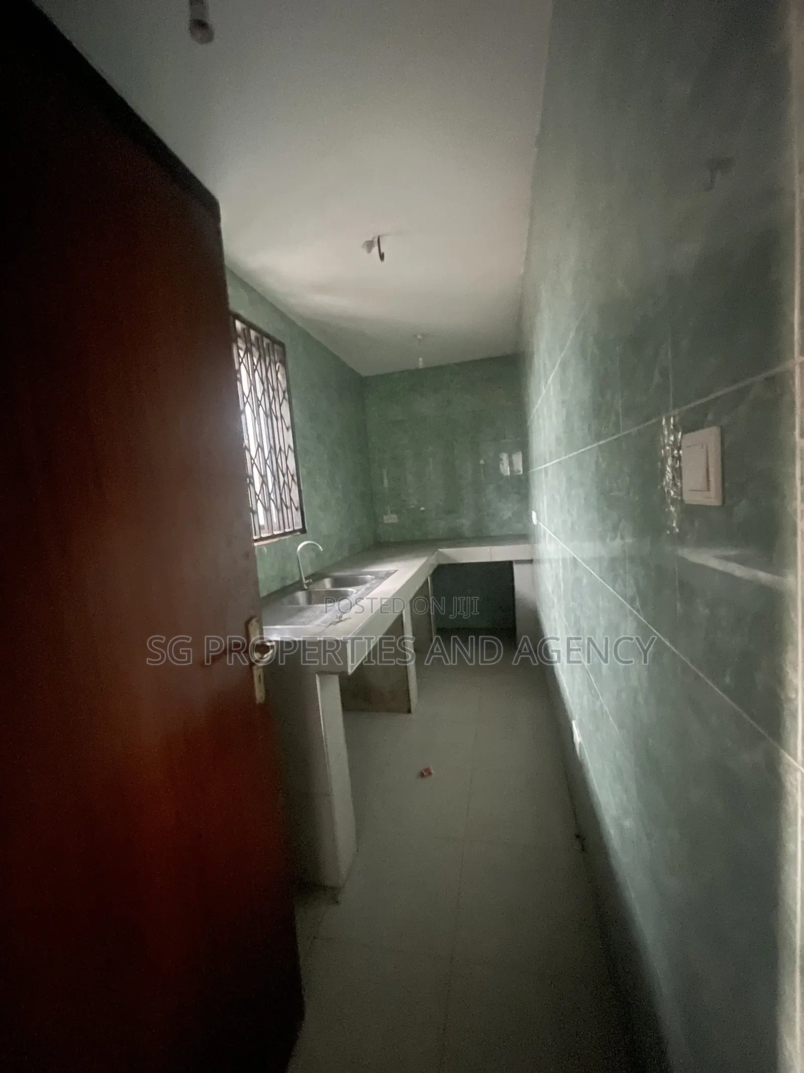 2bdrm Apartment in Batsonaa, Baatsona Total for rent