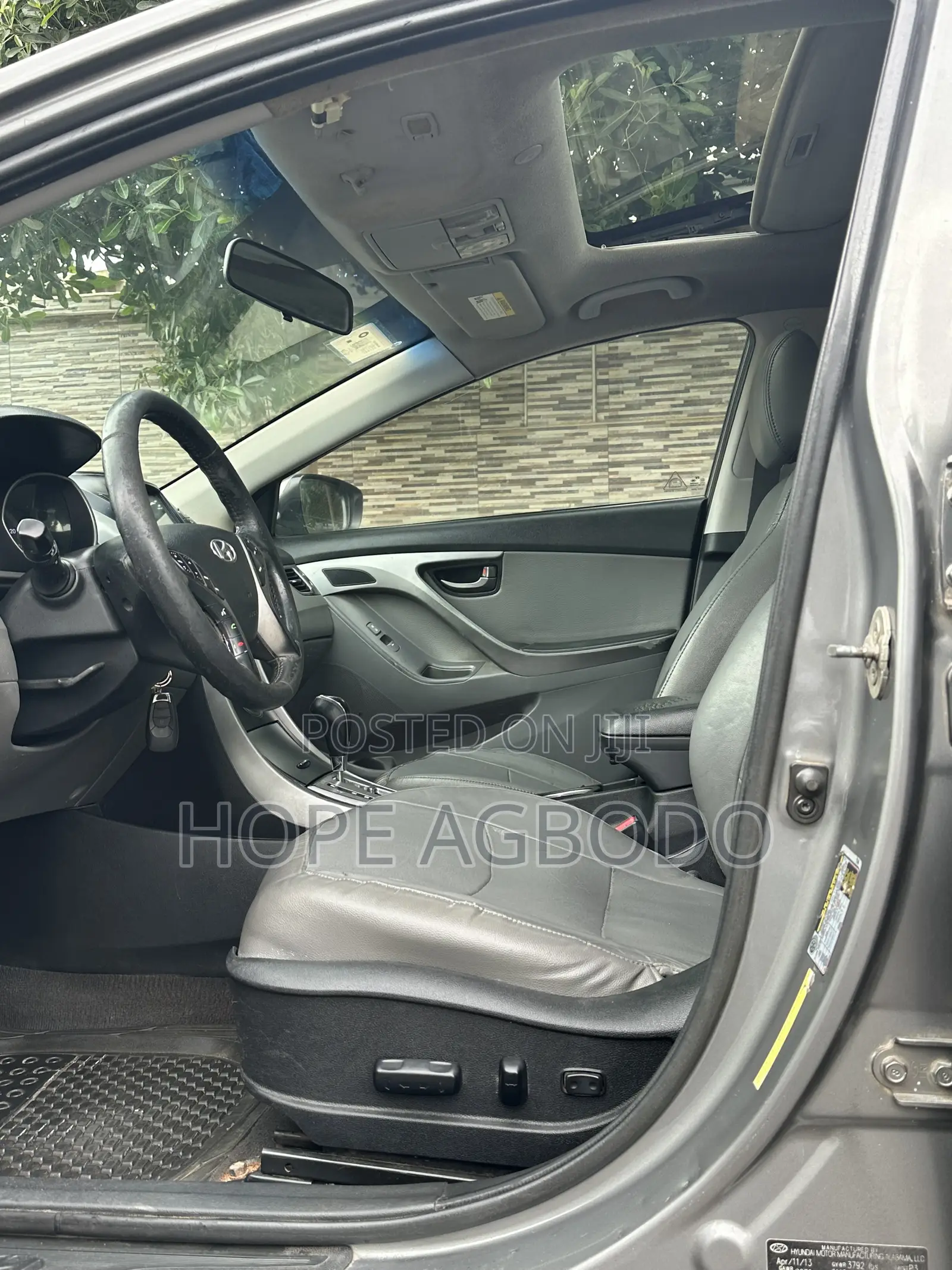 Hyundai Elantra Limited Sedan FWD (1.8L 4cyl 6A) 2013 Gray