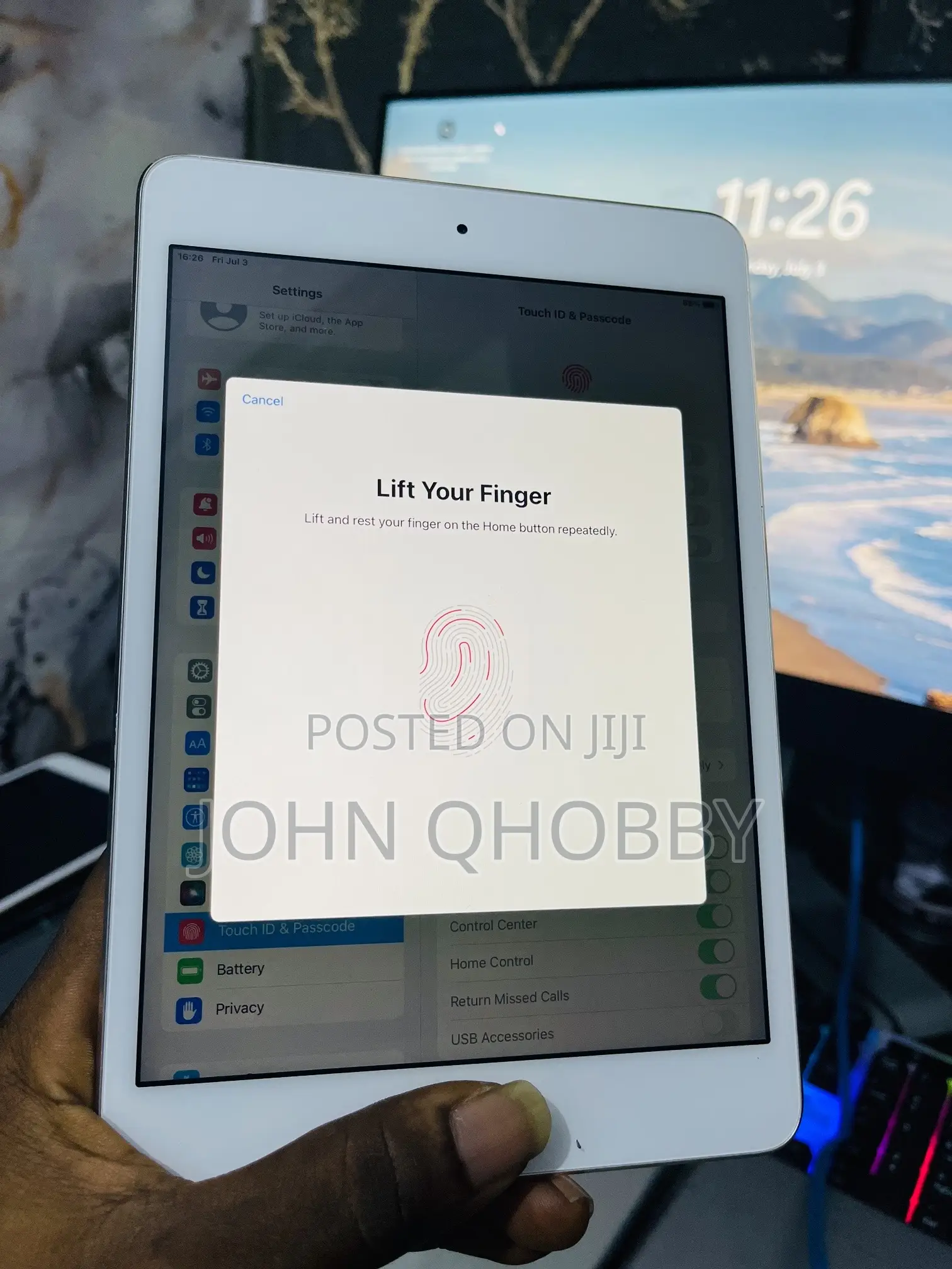 Apple iPad mini 4 32 GB Yellow
