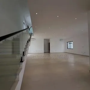 4bdrm House in Metright Properties, Accra Metropolitan for sale