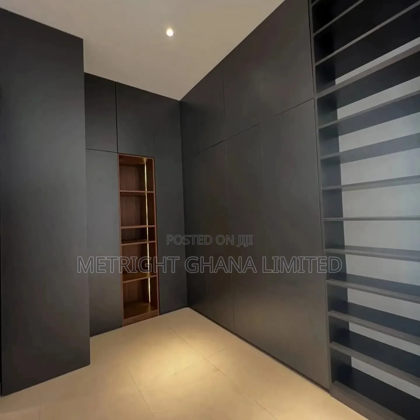 4bdrm House in Metright Properties, Accra Metropolitan for sale