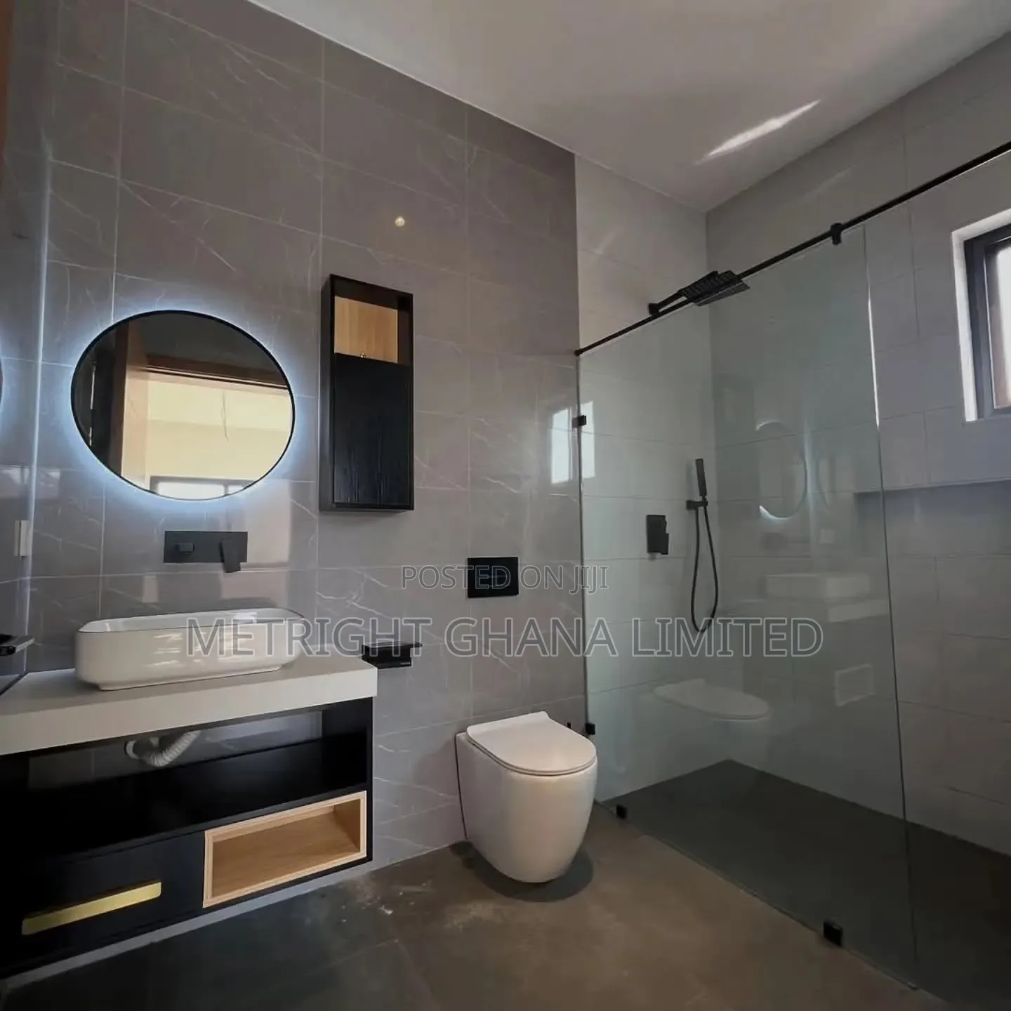 4bdrm House in Metright Properties, Accra Metropolitan for sale