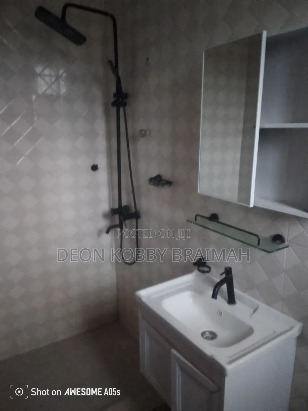 2bdrm Apartment in Right Properties, New Legon for rent