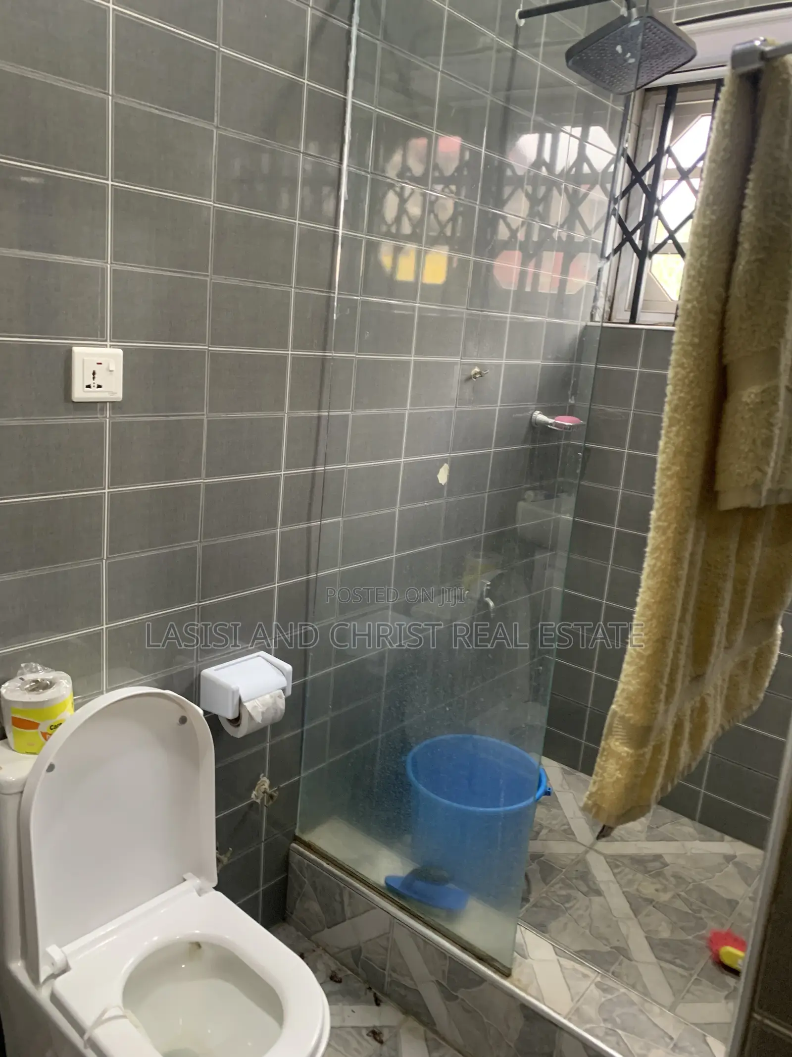 Furnished 3bdrm House in Lasisi And Christ, Amasaman for rent