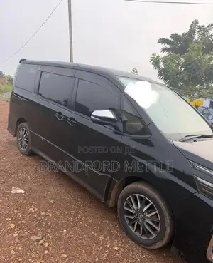 Toyota Voxy 2015 Black