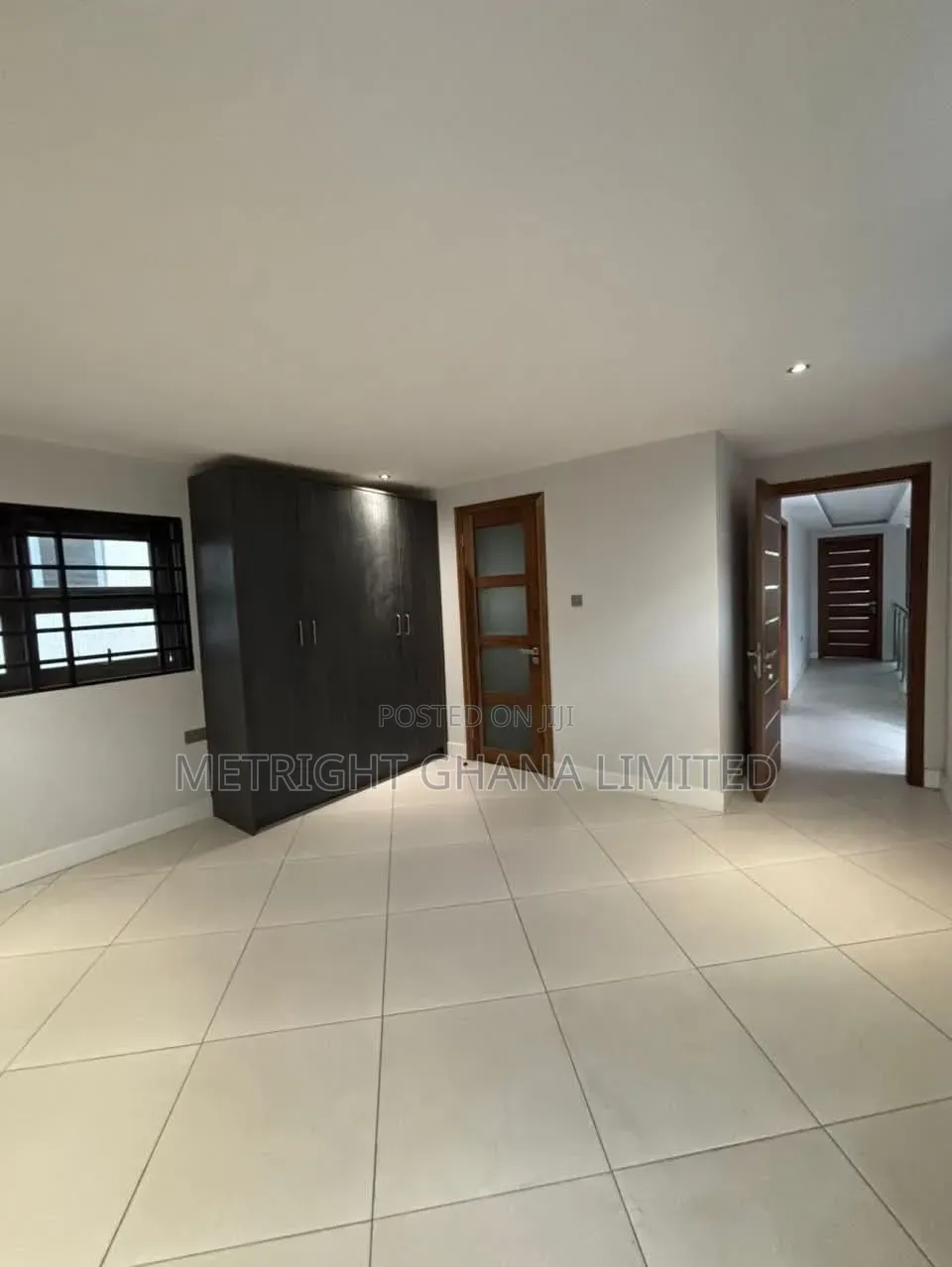 4bdrm House in Metright Properties, Accra Metropolitan for sale