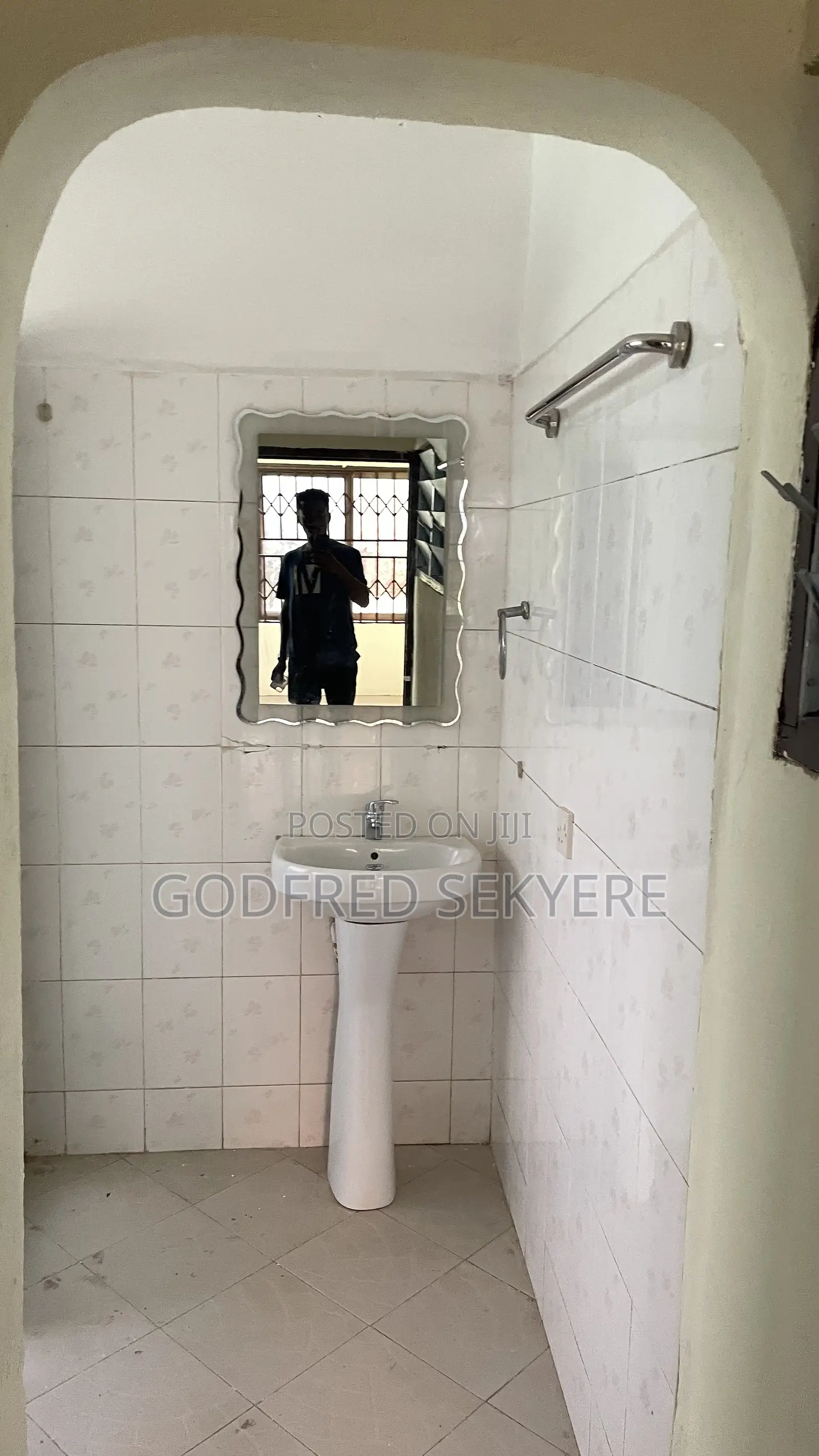 4bdrm House in Atasamanso, Kumasi Metropolitan for rent