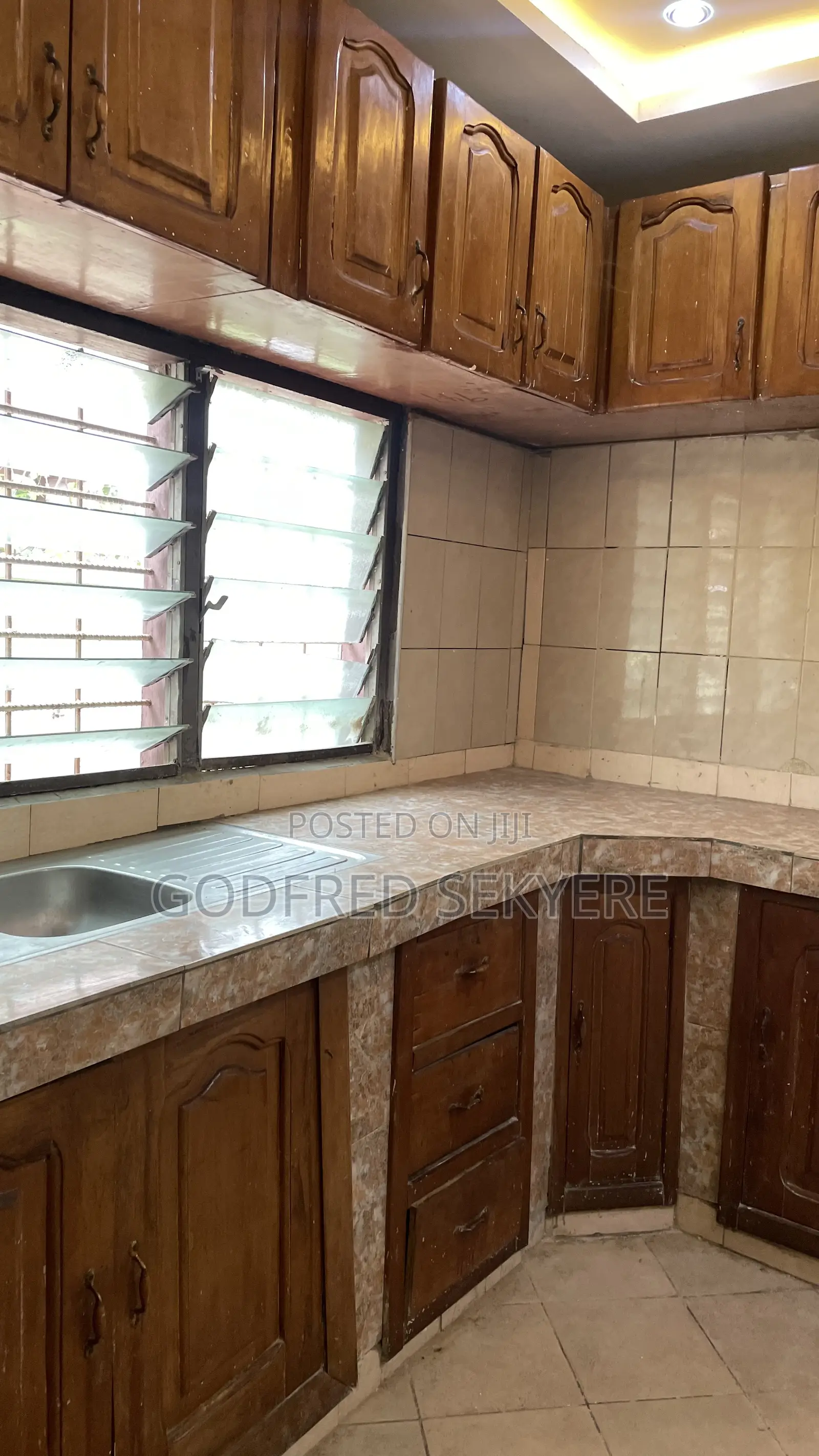 4bdrm House in Atasamanso, Kumasi Metropolitan for rent