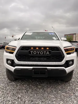 New Toyota Tacoma SR Double Cab 5' Bed V6 AT 2023 White
