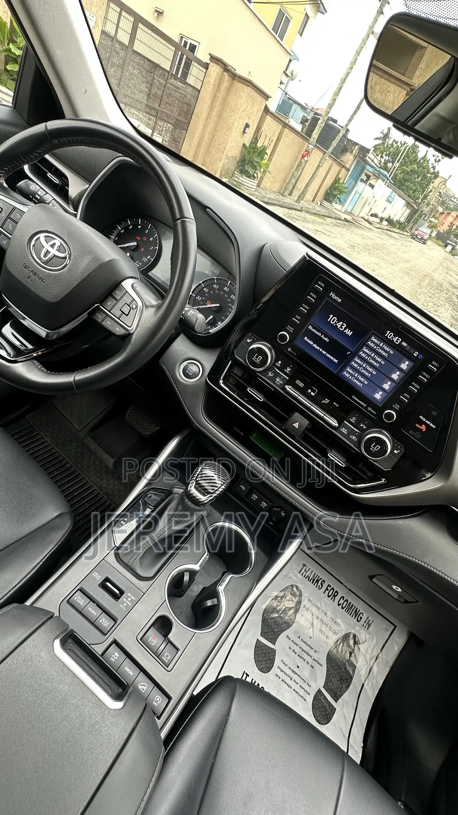Toyota Highlander XLE 2021 Silver