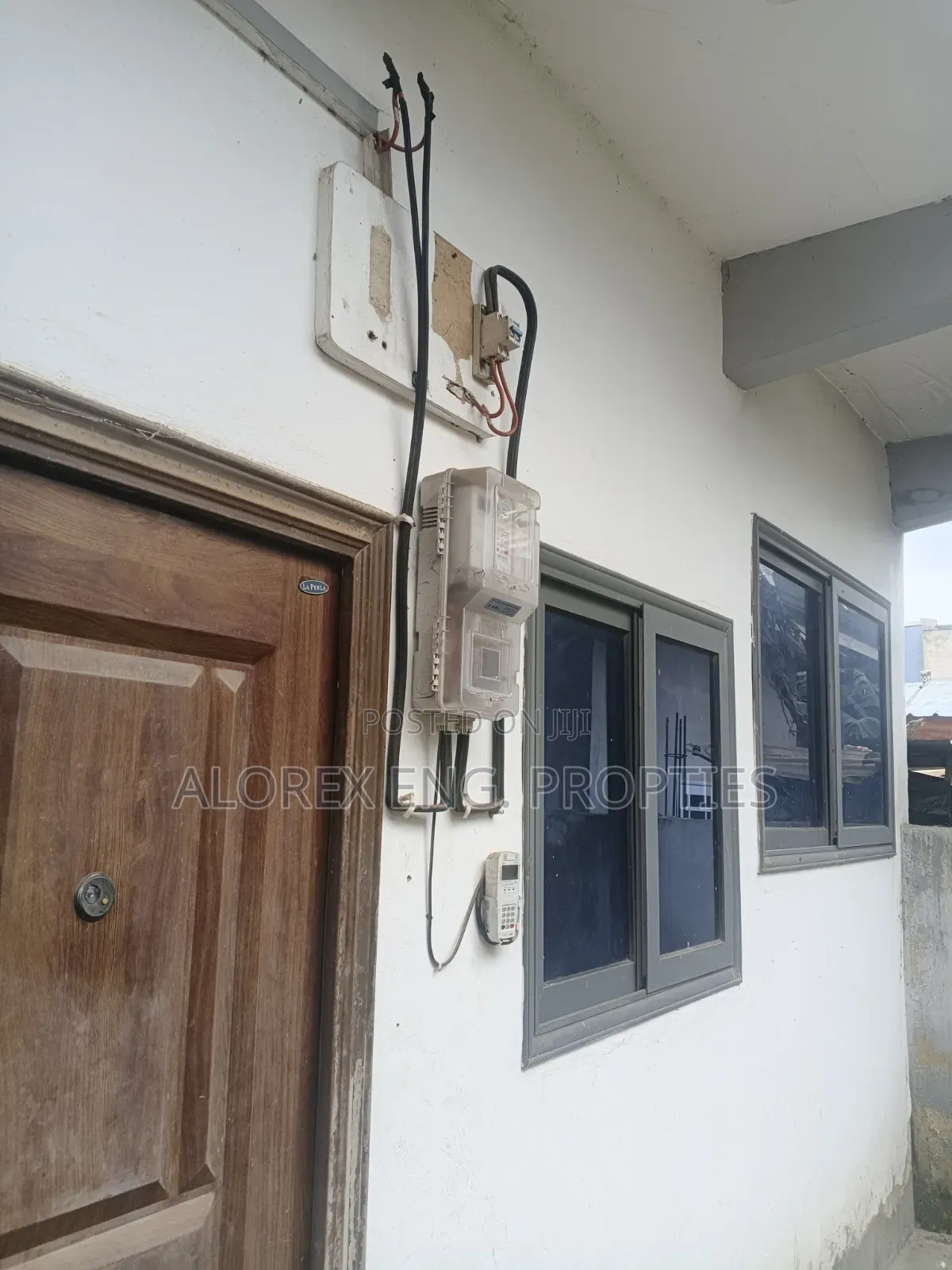 1bdrm Apartment in Danfa for rent