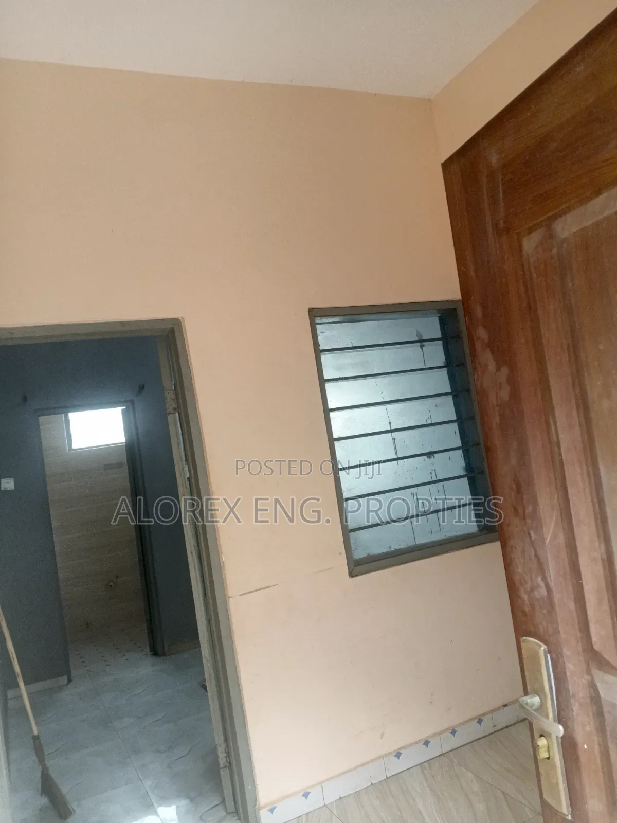 1bdrm Apartment in Danfa for rent