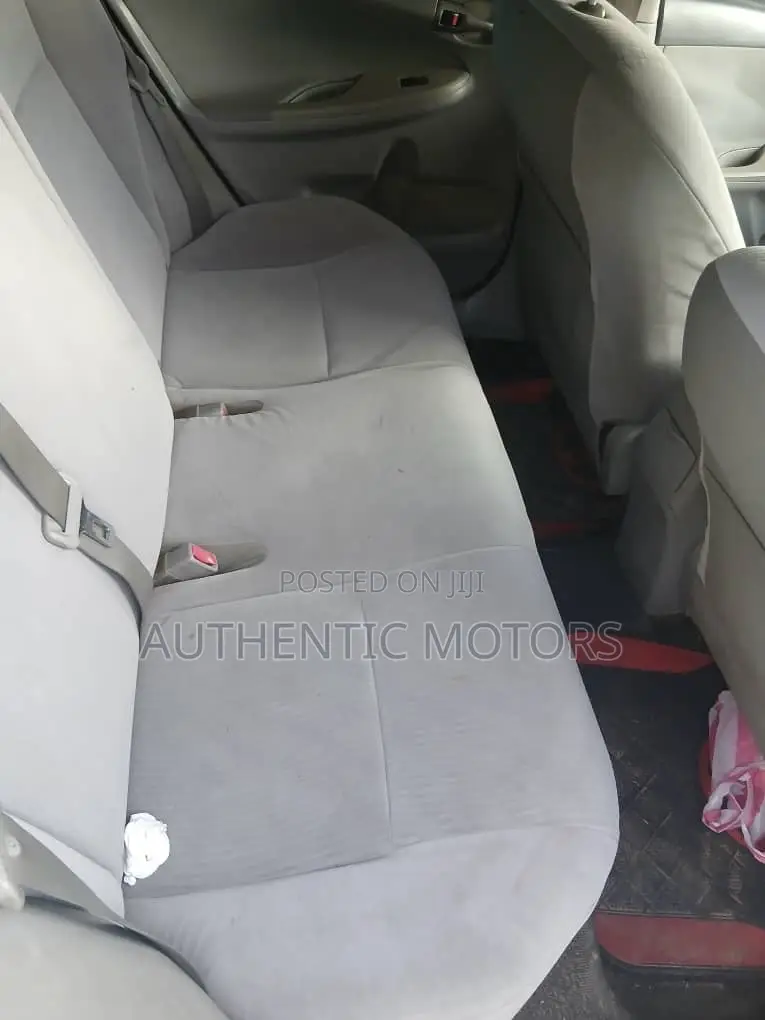 Toyota Corolla 2010 Black