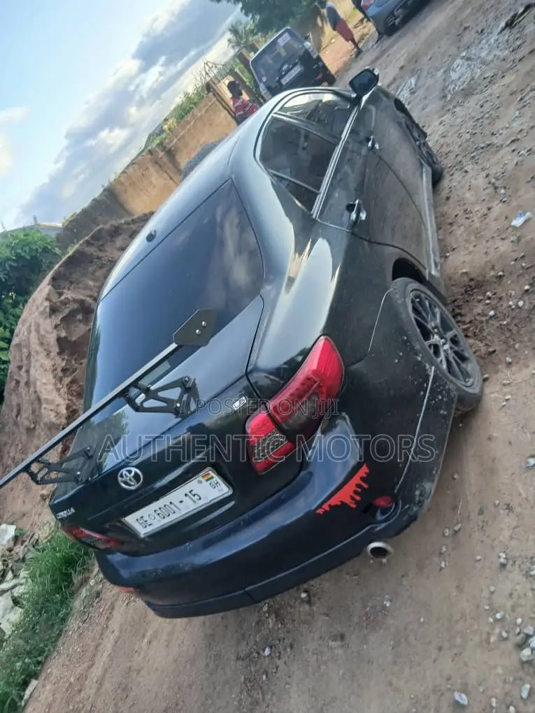 Toyota Corolla 2010 Black