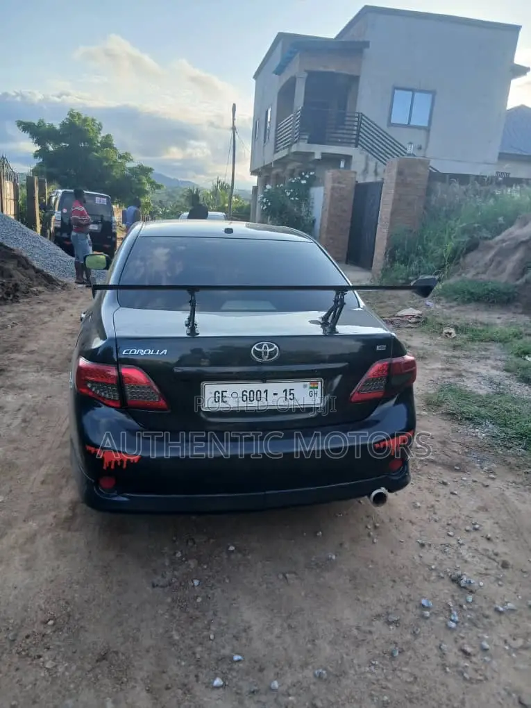Toyota Corolla 2010 Black