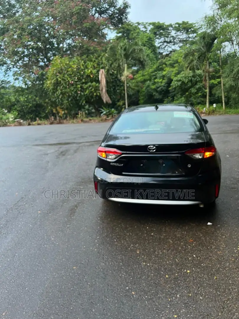 Toyota Corolla LE 2020 Black