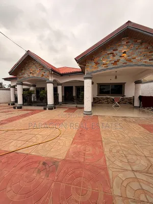 5bdrm House in Paragon, West Hills Mall Area for rent