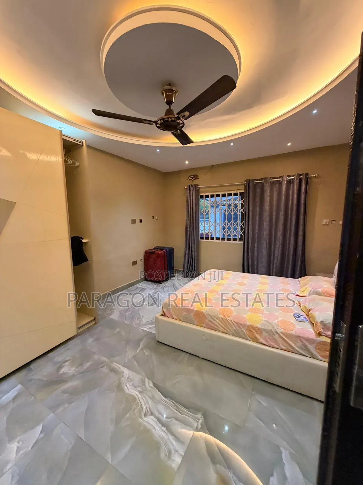 5bdrm House in Paragon, West Hills Mall Area for rent