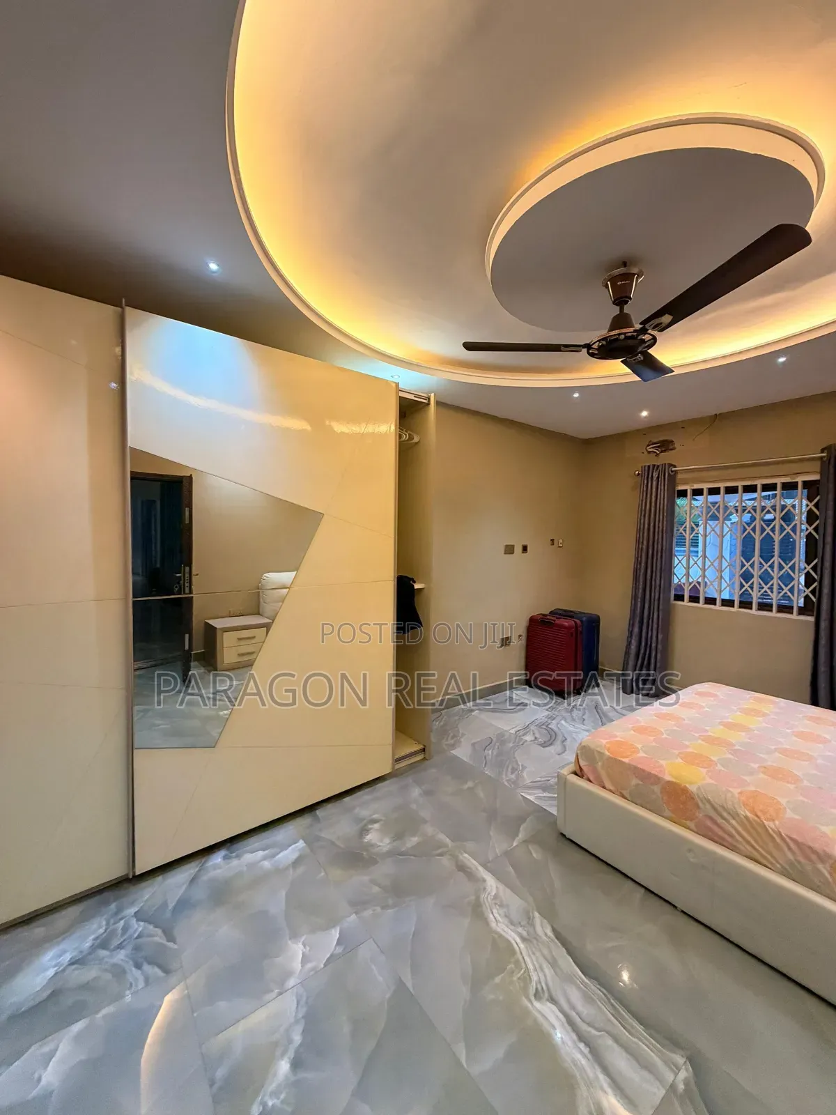 5bdrm House in Paragon, West Hills Mall Area for rent