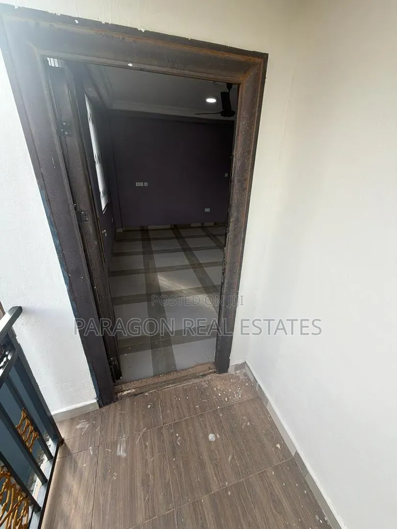 3bdrm Apartment in Broadcasting, West Hills Mall Area for rent