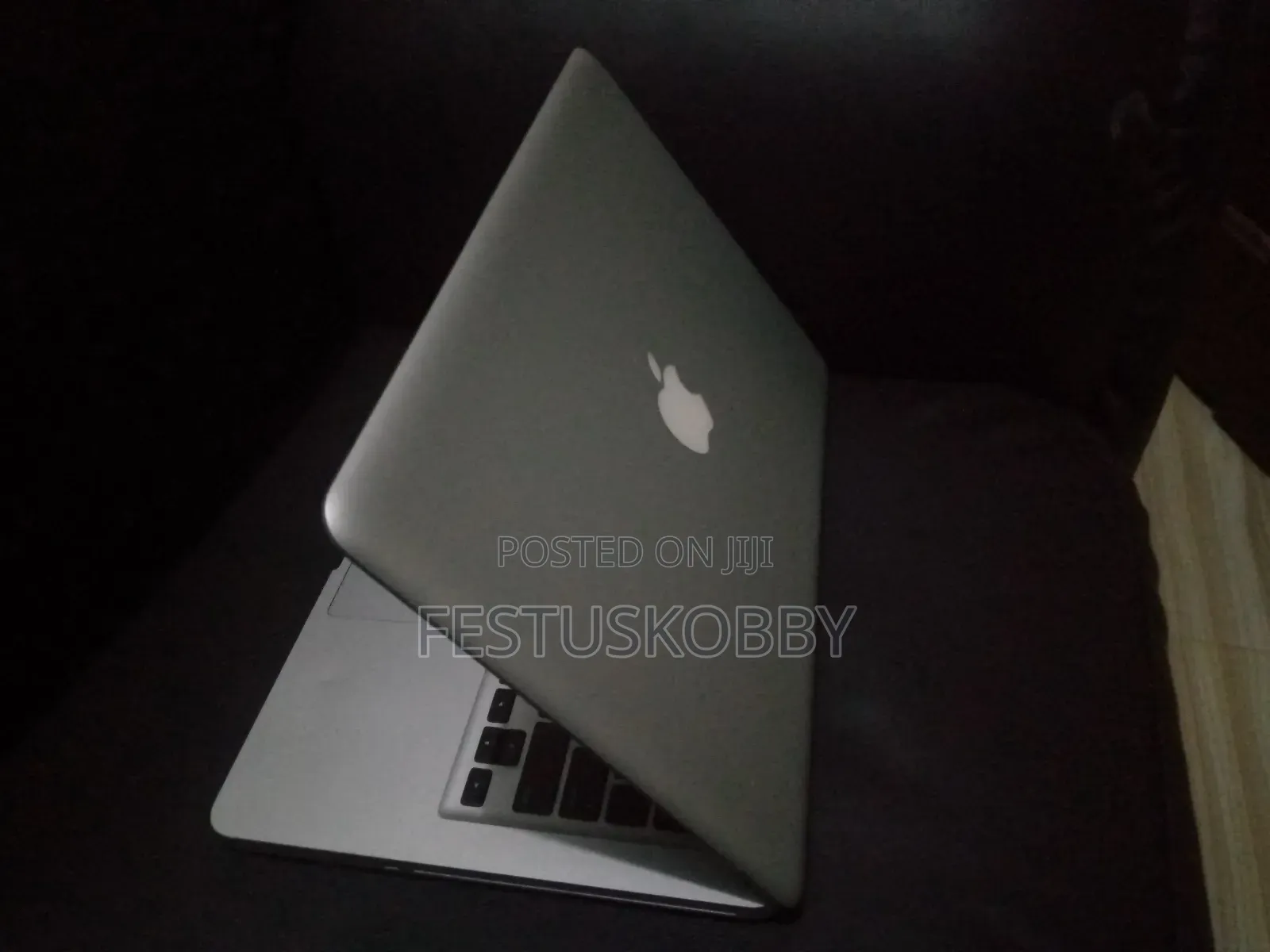 Laptop Apple MacBook 6GB Intel Core i5 HDD 320GB
