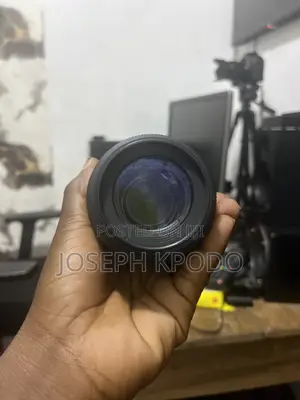Nikon Af-s Nikkor 55–200mm F/4–5.6g Ed Vr Dx